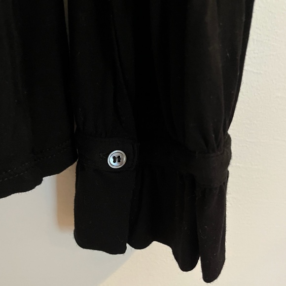 Theory Alrik K Drapey Tee Blouse in Black Size Large - Picture 4 of 6